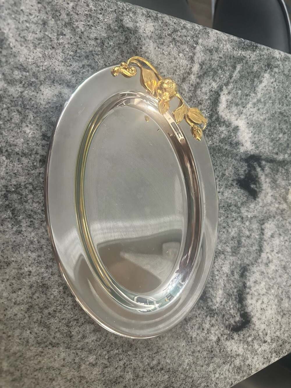 Vintage Oneida 9 1/2 w - 7 inches Stainless Steel Oval Serving Tray with Gold El